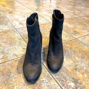 Vince Camuto pebbled leather ankle boots in black